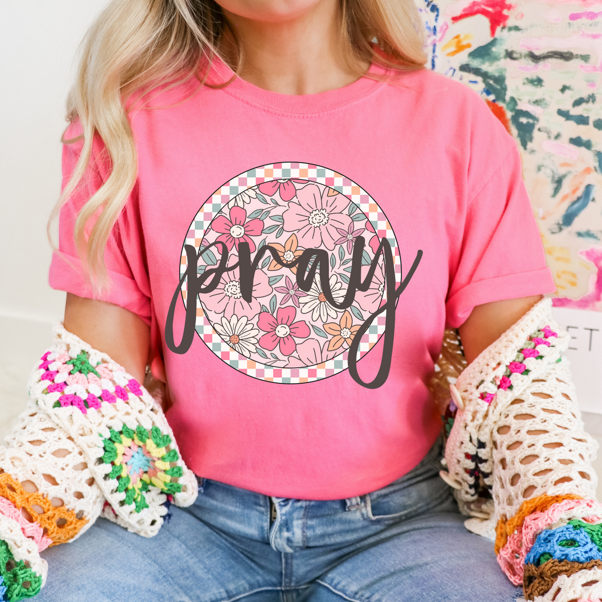 Pray Checkered Floral Script Circle in Summery Colors Digital Design, PNG