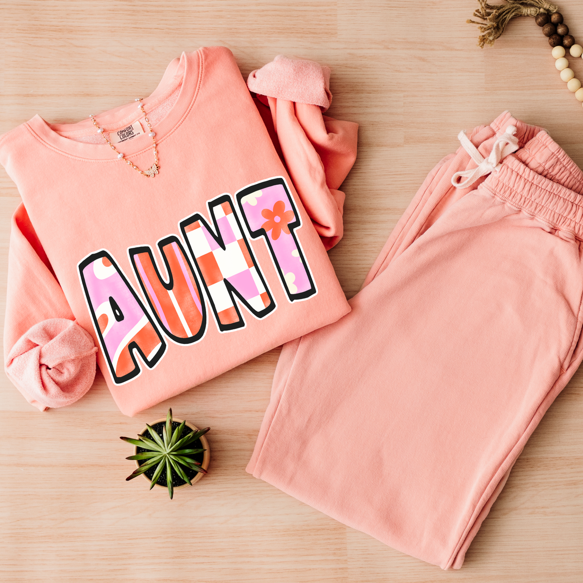 Aunt Retro Distressed Pink & Red Patchwork Digital Design, PNG