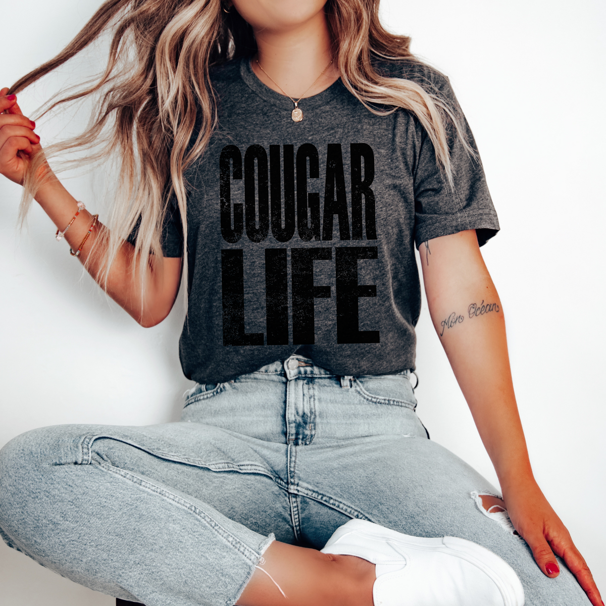 Cougar Life Faded Distressed Black Digital Design, PNG
